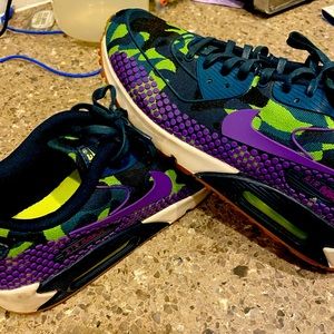 Nike Air Max size 9